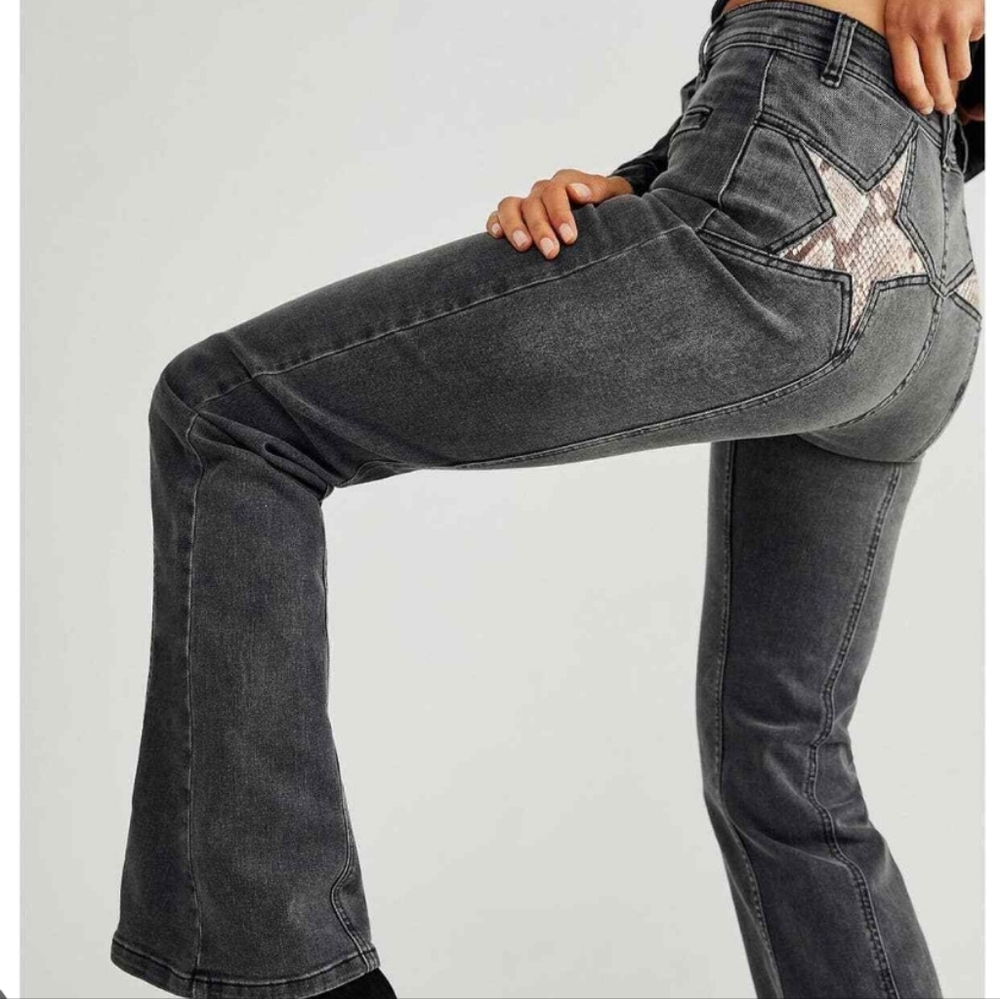 Free People Firecracker Flare Jeans, NWOT.